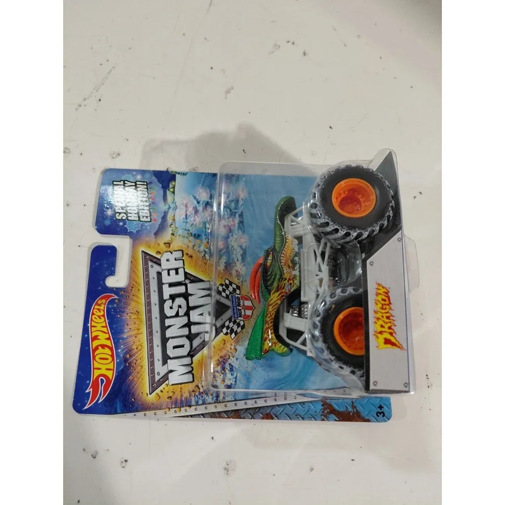 NIP Hot Wheels Monster Jam Holiday 1:64 Die Cast Dragon w/Snow Tires